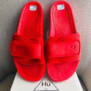 ADIDAS PHARRELL WILLIAMS SLIDES BRAND NEW!